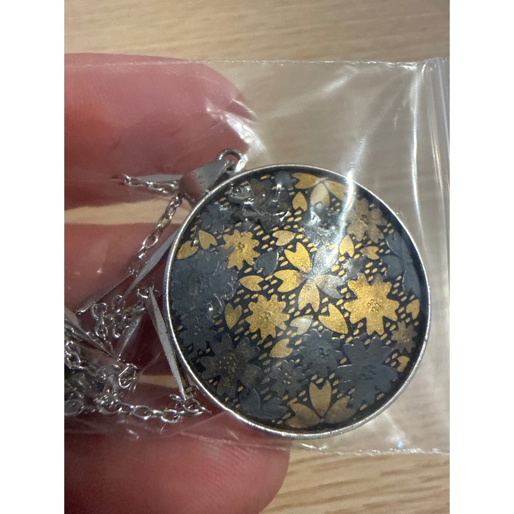Amita Silver Damascene Pendant Necklace Vintage Japanese Floral Gold Silver Tone